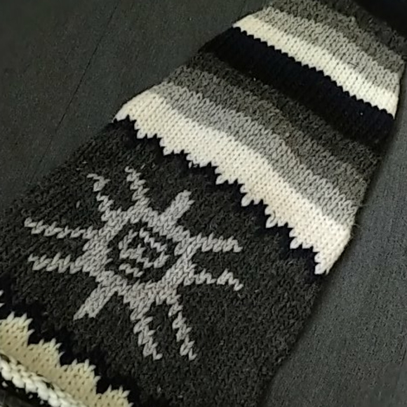 Funky long wool hat - Picture 2 of 5